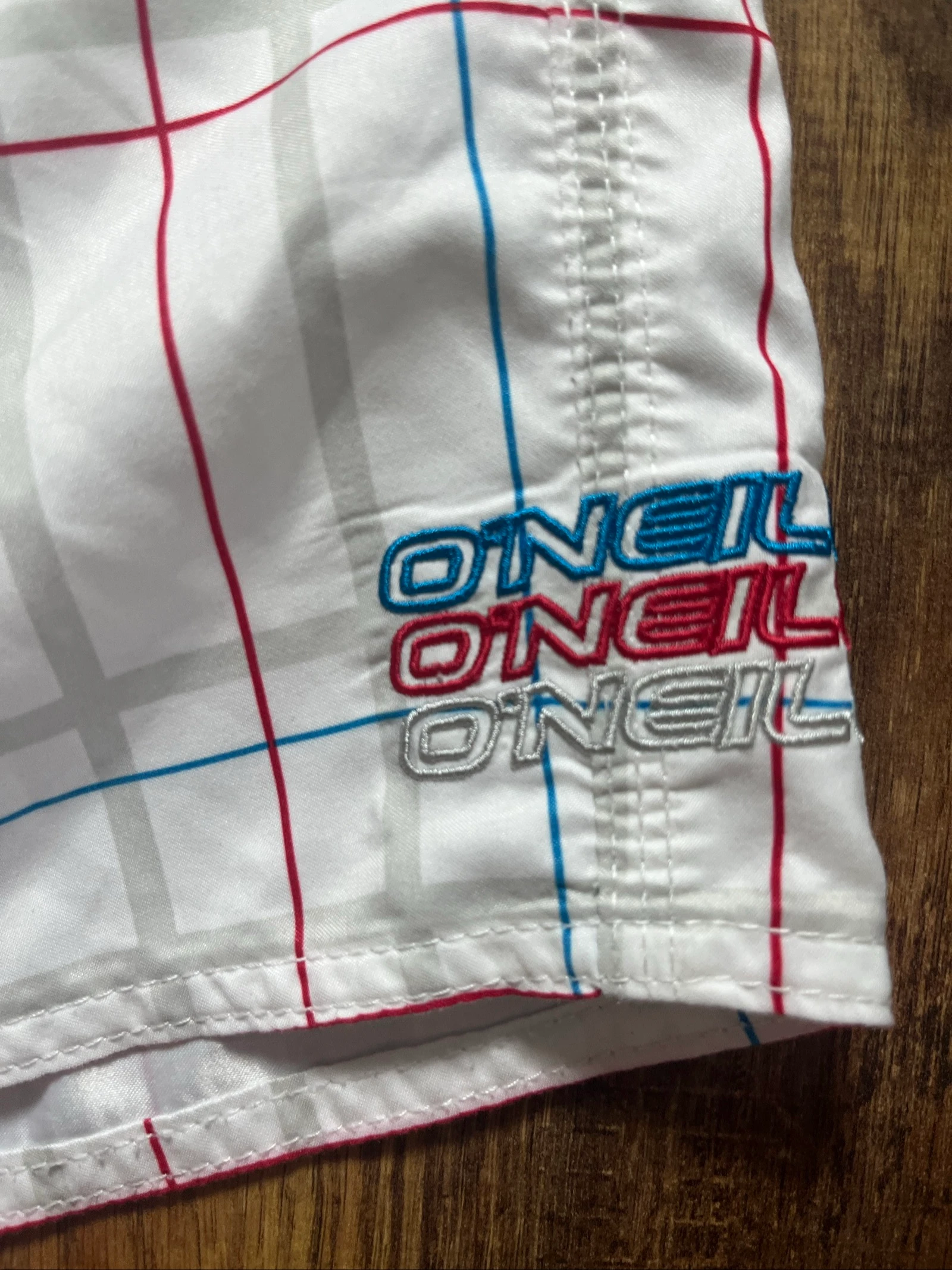 Boardshort stripes red/black large round logo Urban surf style - O’neill - Size S - very good condition – photo 6